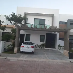 Homestay Casa De Maria, Cancun